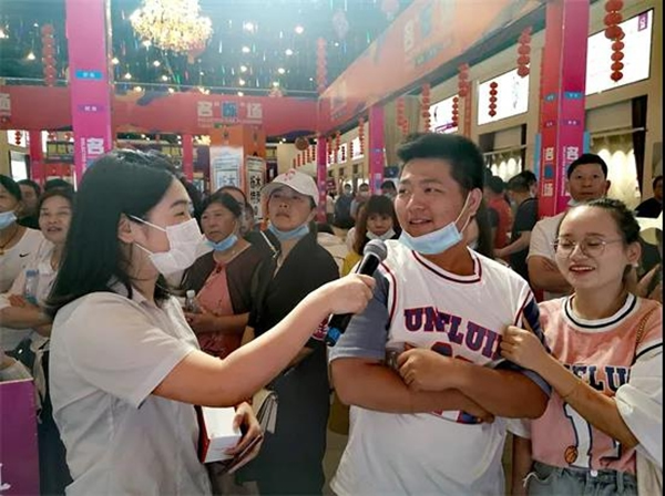 明星助陣，人氣爆棚|久盛全球橡木盛典與炎炎夏日“飆高溫”