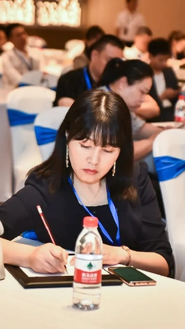 同心共隨 穩(wěn)步升維 | 2021喬金斯整木定制年中經(jīng)銷商大會(huì)圓滿落幕！