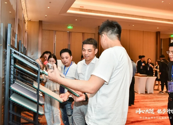 同心共隨 穩(wěn)步升維 | 2021喬金斯整木定制年中經(jīng)銷商大會(huì)圓滿落幕！