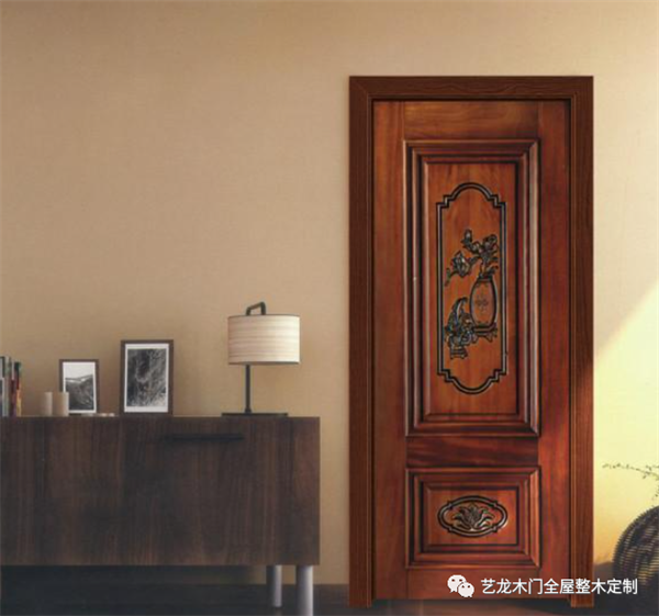 藝龍木門(mén)全屋整木定制告訴你原木門(mén)的特點(diǎn)及工藝