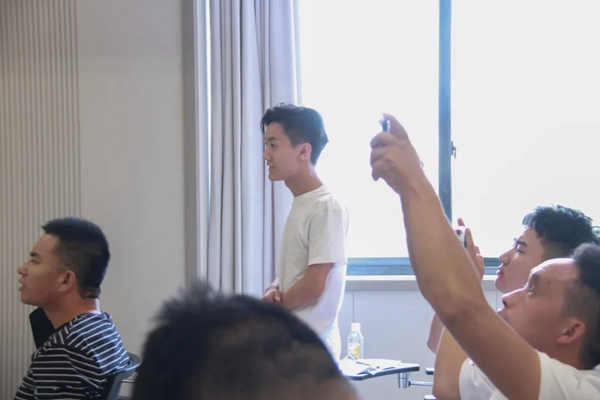 歐麗亞木門第八期新加盟經(jīng)銷商培訓(xùn)會(huì)圓滿結(jié)束！