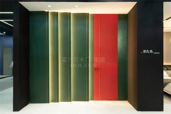 霍爾茨木門：當(dāng)下最熱紅配綠，竟然這么高級(jí)！