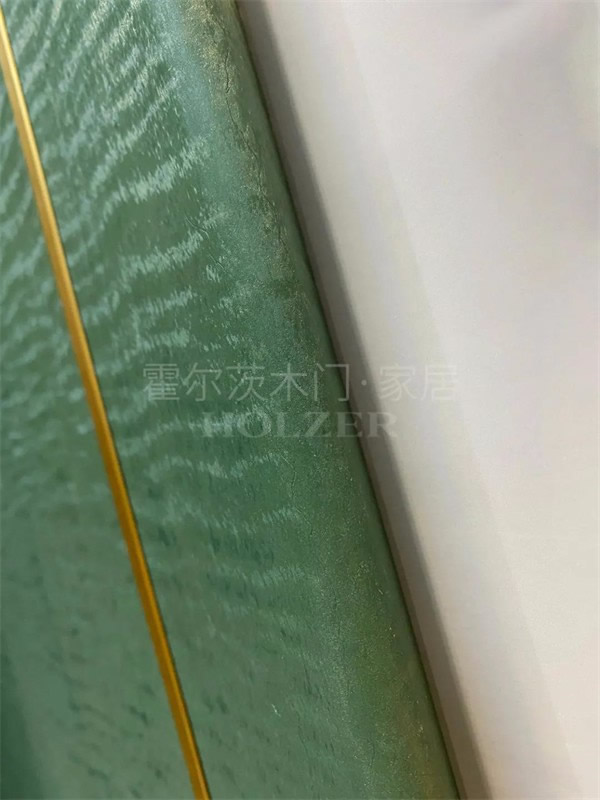 霍爾茨木門：當(dāng)下最熱紅配綠，竟然這么高級(jí)！