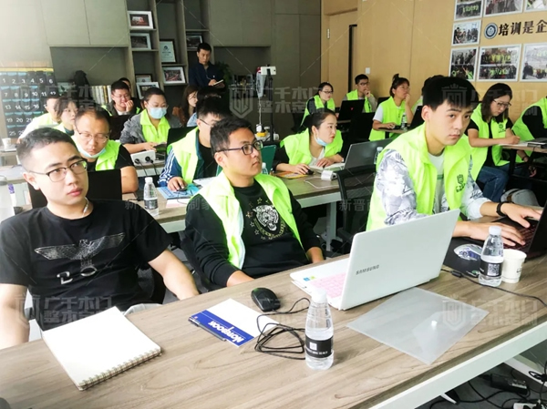 廣千木門整木定制2109金牌設計沙龍圓滿結束