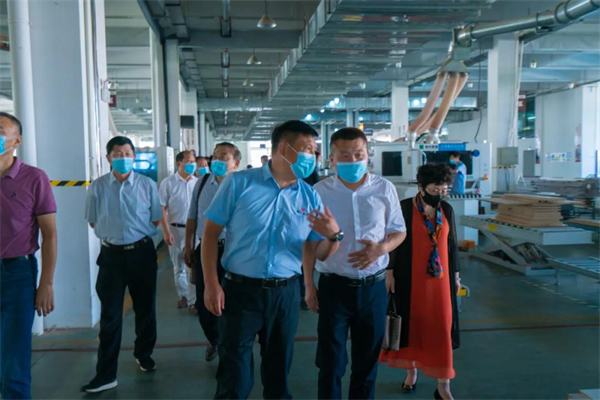 圖格高端板木定制丨江蘇省家具行業(yè)協(xié)會(huì)團(tuán)體標(biāo)準(zhǔn) 《木質(zhì)門》研討會(huì)順利召開