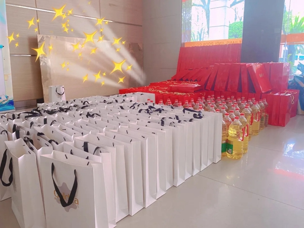 情滿中秋|金迪木門祝全體家人中秋節(jié)快樂！