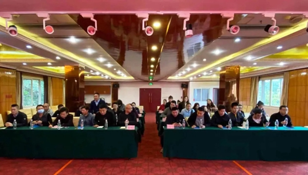 鼎薩木業(yè)能量拓展營——展鼎薩風采，聚團隊合力