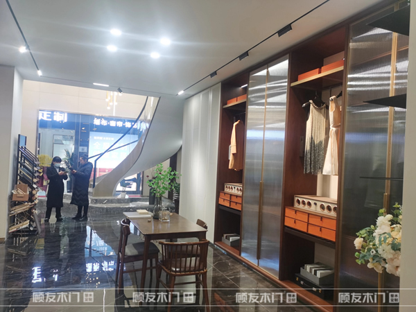 告別內(nèi)卷 顧友第三代環(huán)保定制家居館落成