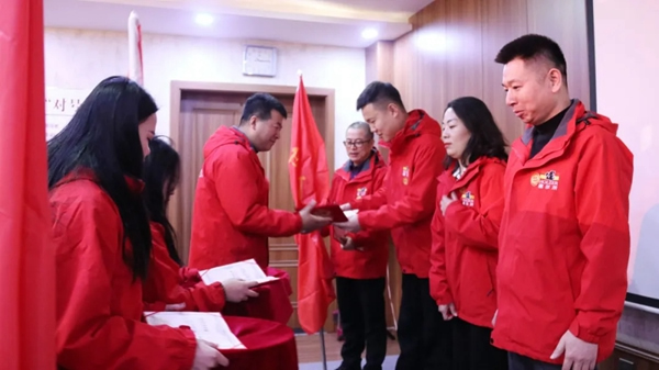 霍爾茨木門營(yíng)銷管理中心總結(jié)表彰大會(huì)圓滿召開