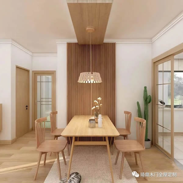 琦鼎木門(mén) |? 木格柵，一種露骨的美。
