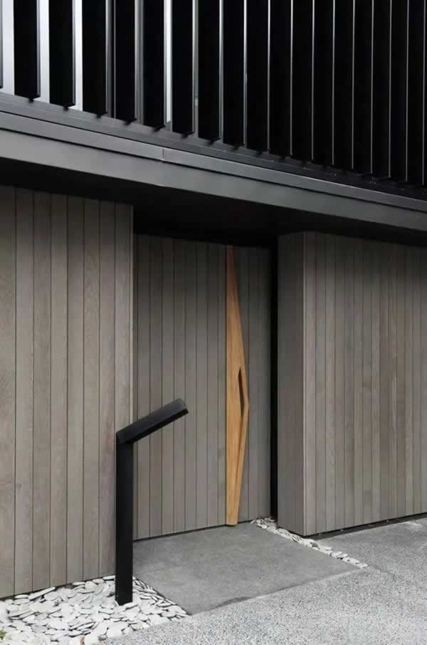 坤秀木門(mén)