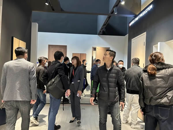 金騎士木門·鳴京 創(chuàng)見 | “騎”行在展會中，制造一場新的流行