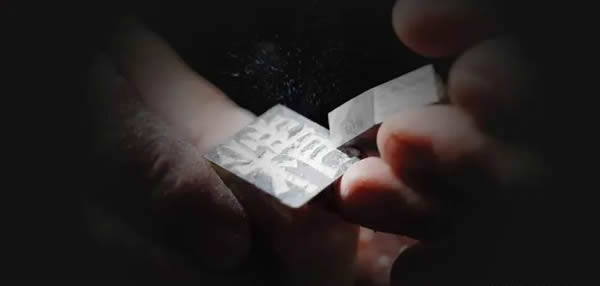 精藝木門|典雅高貴胡桃木，寄予含蓄的生活情思