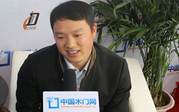 一一木門：專業(yè)團隊服務經(jīng)銷商，讓門店開業(yè)就掙錢