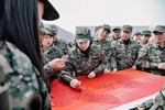 颯爽英姿，繪青春底色——記三峰超級(jí)智慧工廠軍訓(xùn)拓展?fàn)I