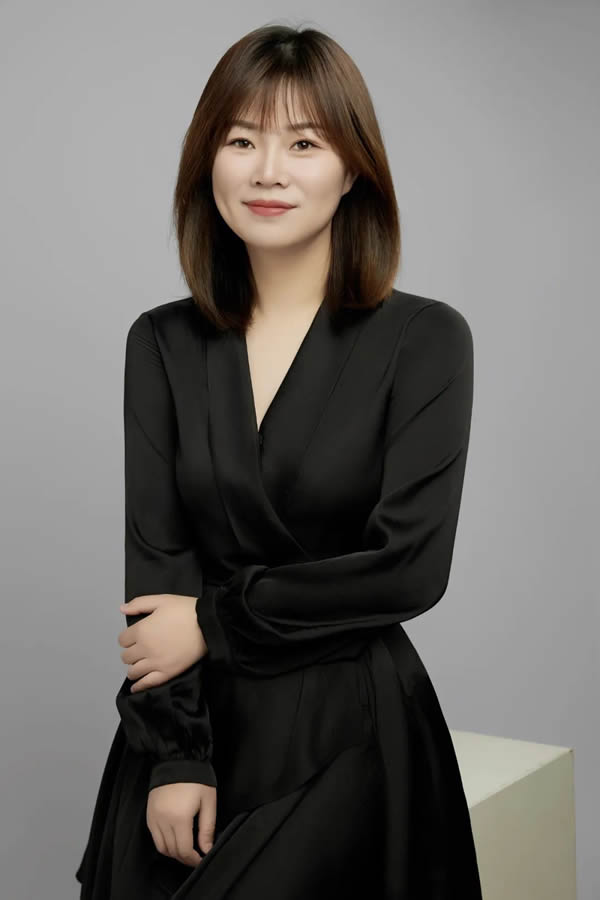 尚佰高定丨真的不心動嗎？兒童房絕美弧形拼色衣柜！