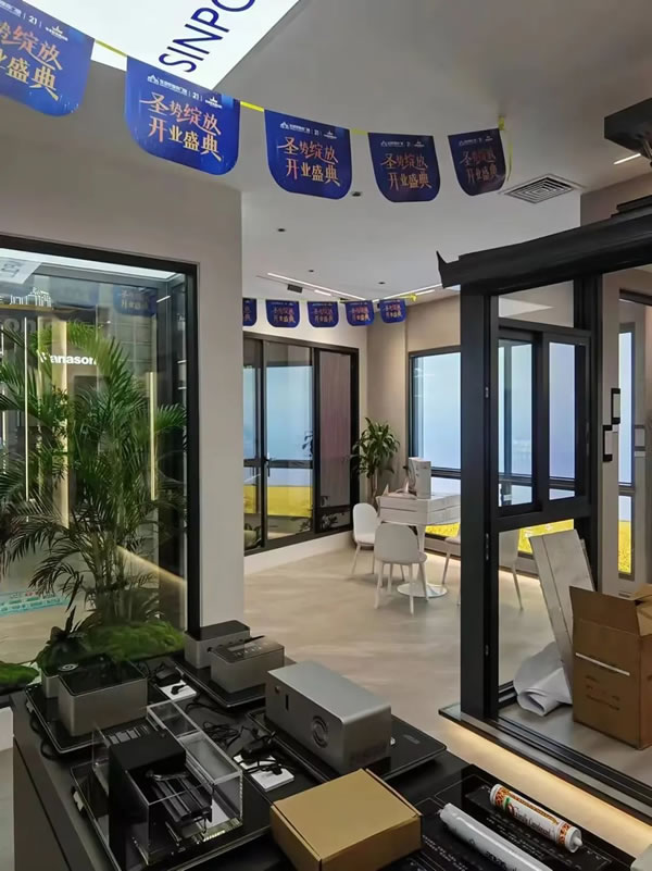 圣勢(shì)綻放，開(kāi)業(yè)盛典 | 圣堡羅多地新店同步啟幕，開(kāi)業(yè)周單店收款突破62萬(wàn)