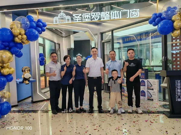 攜手經(jīng)銷商游學(xué)探店！共賀多地新店“圣”勢綻放！