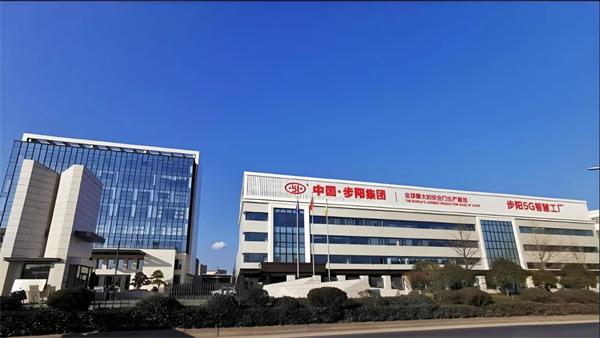 步陽(yáng)和群升什么關(guān)系？在門業(yè)制造領(lǐng)域，誰(shuí)更牛？看看DeepSeek怎么回答
