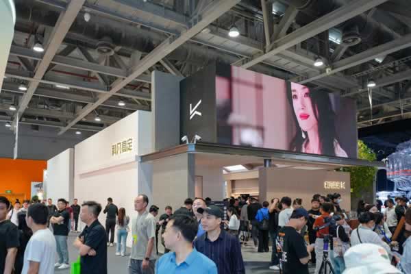 科凡高定 | 科凡高定亮相廣州定制家居展 以美學(xué)高定共創(chuàng)輕投創(chuàng)富之道