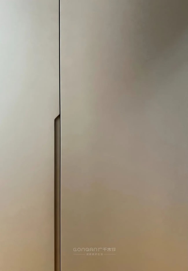 廣千木門(mén)