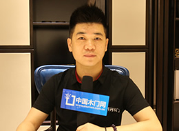 張亞男：開(kāi)開(kāi)木門(mén)逆勢(shì)上揚(yáng)，帶兩大系列產(chǎn)品亮相廣州建博會(huì)