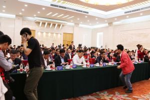 2016中國門業(yè)年會、重塑產(chǎn)業(yè)鏈價值大會