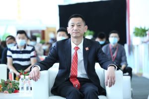 新潮澎湃+2021門業(yè)及定制家居品牌峰會現(xiàn)場紀(jì)實(shí)